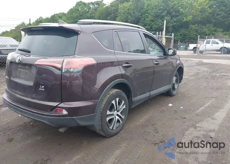 2016 Toyota Rav4 Le z USA, uszkodzony, nr VIN 2T3BFREV7GW524428